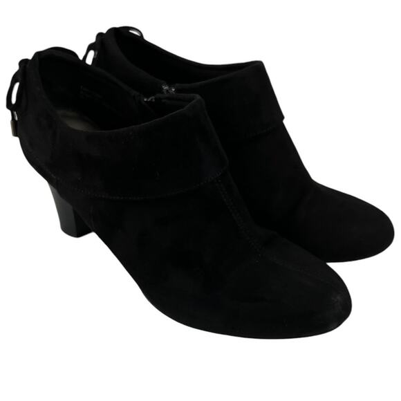 COACH & FOUR Terence Black Suede Ankle Heeled Bootie SZ 9 - Picture 1 of 14